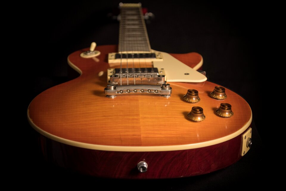 Les paul musical instrument stringed instrument