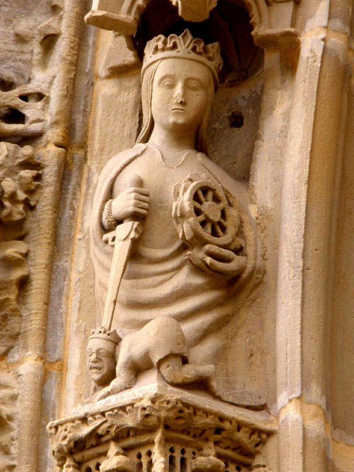 Guernica - Iglesia de Santa María, portada norte 08