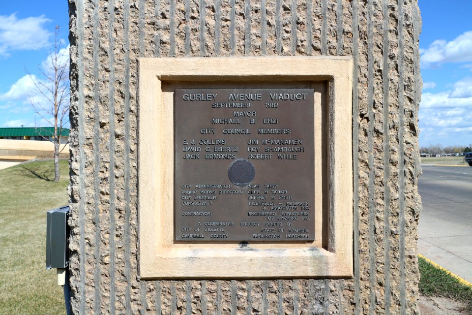 Gurley Avenue Viaduct plaque in Gillette, Wyoming