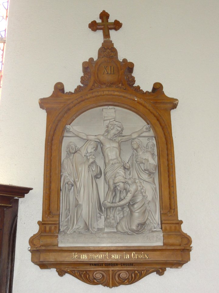 Gussignies (Nord, Fr) église, chemin de croix, station 12