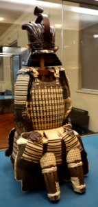 Gusoku type armor, Edo period, 17th century, two-piece cuirass with white lacing - Tokyo National Museum - DSC05927