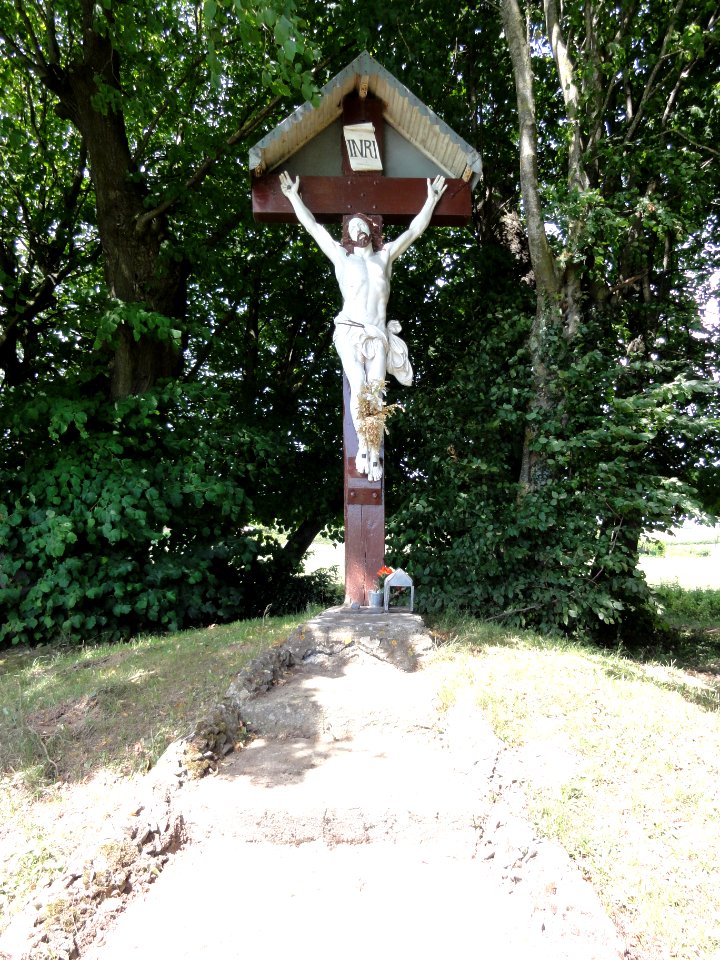 Gussignies (Nord, Fr) croix de chemin, C4