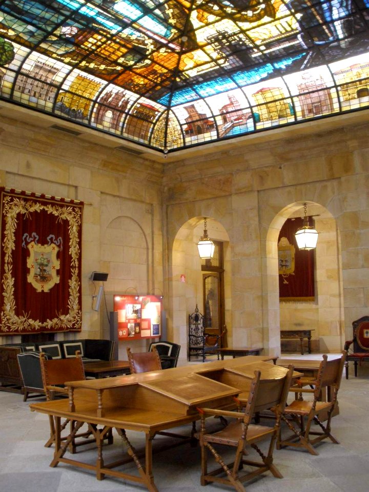 Guernica - Casa de Juntas, Sala de la Vidriera 08
