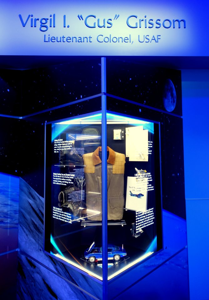 Gus Grissom memorial - Kennedy Space Center - Cape Canaveral, Florida - DSC02844
