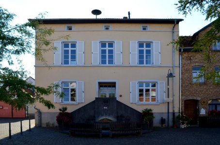 Guldental Waldhilbersheim, Brunnenplatz 5