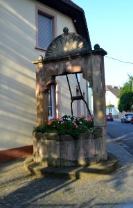 Guldental Heddesheim, Brunnen 1584 photo