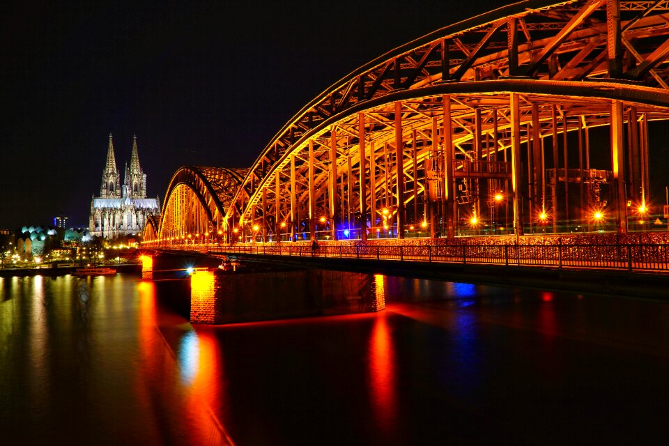Night architecture water