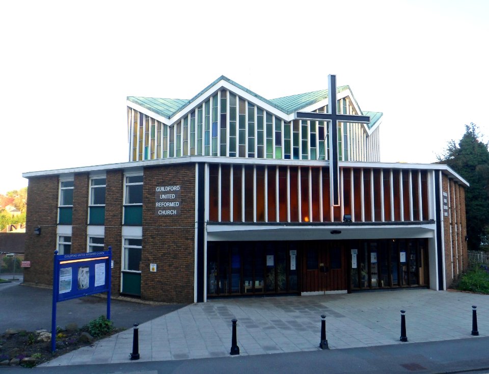 Guildford United Reformed Church, Portsmouth Road, Guildford (April 2014, from West-Northwest)