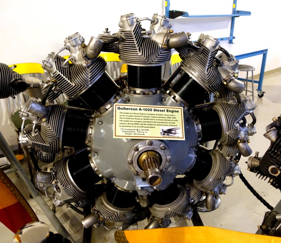 Guiberson A-1020 diesel aircraft engine - Hiller Aviation Museum - San Carlos, California - DSC03073