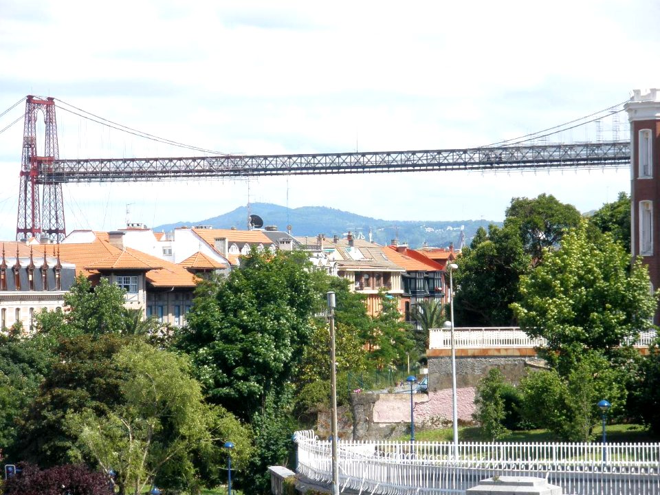 Guecho, Las Arenas - Puente de Vizcaya (desde Santurtzi)
