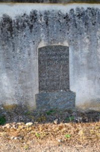 Guldental Waldhilbersheim, Friedhof, Grabsteine in der Friedhofsmauer (1)