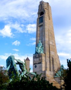 Guecho, Las Arenas - Monumento a Evaristo Churruca 3