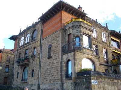 Guecho, Las Arenas - Bidearte 3