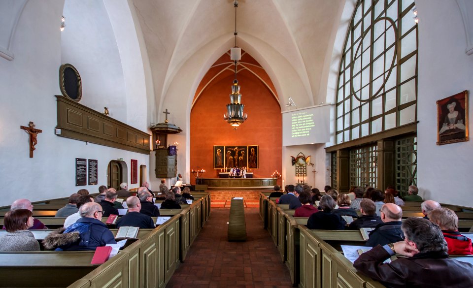 Gudstjänst i Östra Broby kyrka
