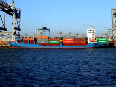 Gudrun IMO 9109079 loading and unloading in the Amazone harbour Port of Rotterdam 01-Jan-2008