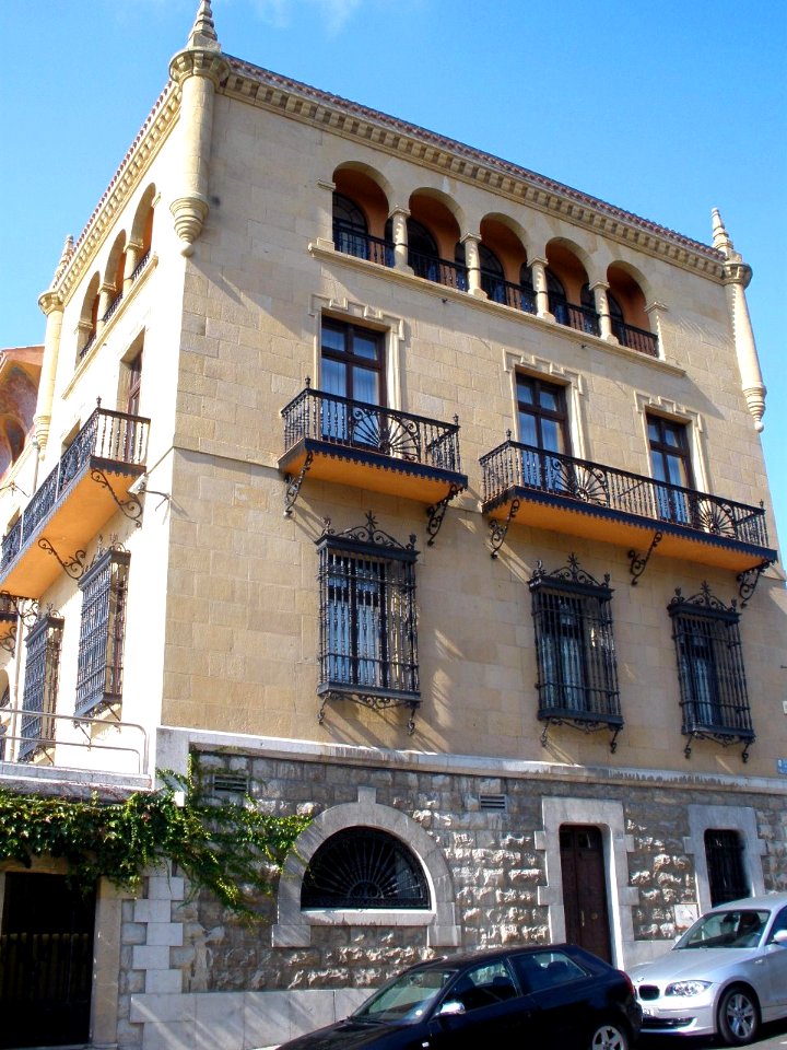 Guecho, Algorta - Palacio Consistorial 5