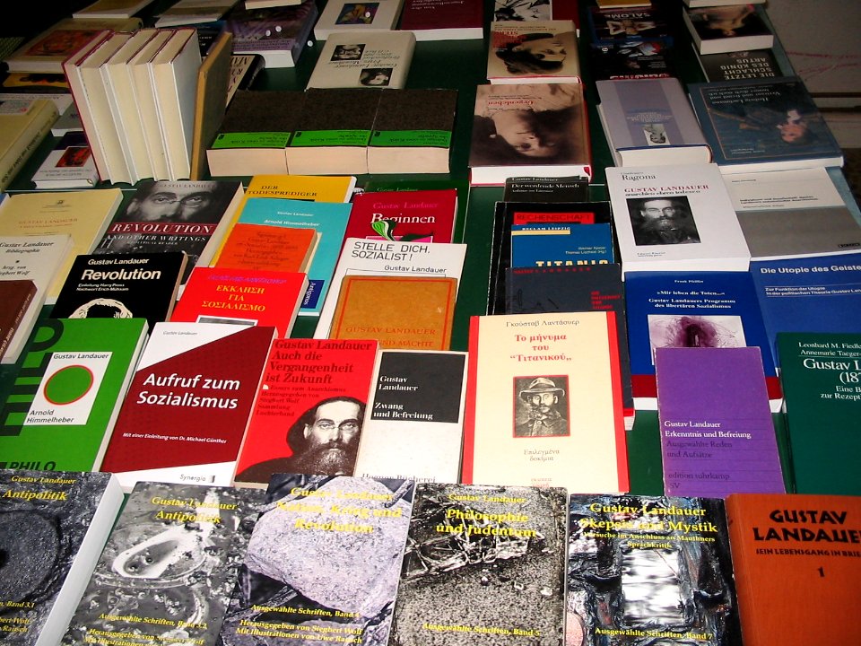 Gustav-Landauer-Buchausstellun 2013-03-09