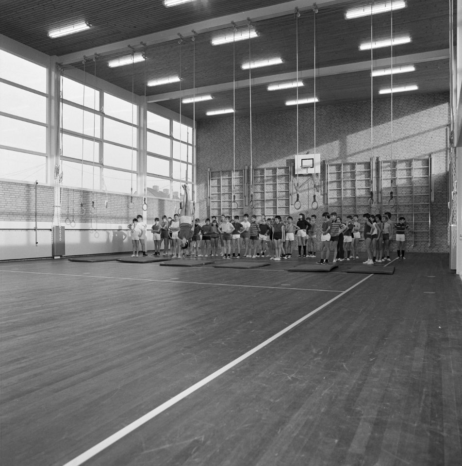 Gymnastiekzalen, gymen, project sleutelbouw bv, Amstenrade, Bestanddeelnr 167-0797