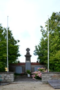 Hähnlein, Friedhof, Gefallenendenkmal (1)
