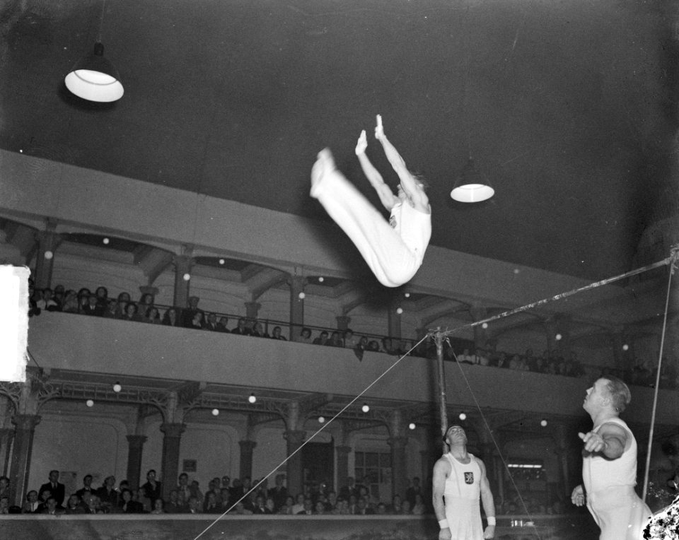 Gymnastiek Belgie-Nederland in Antwerpen, Bestanddeelnr 903-6582