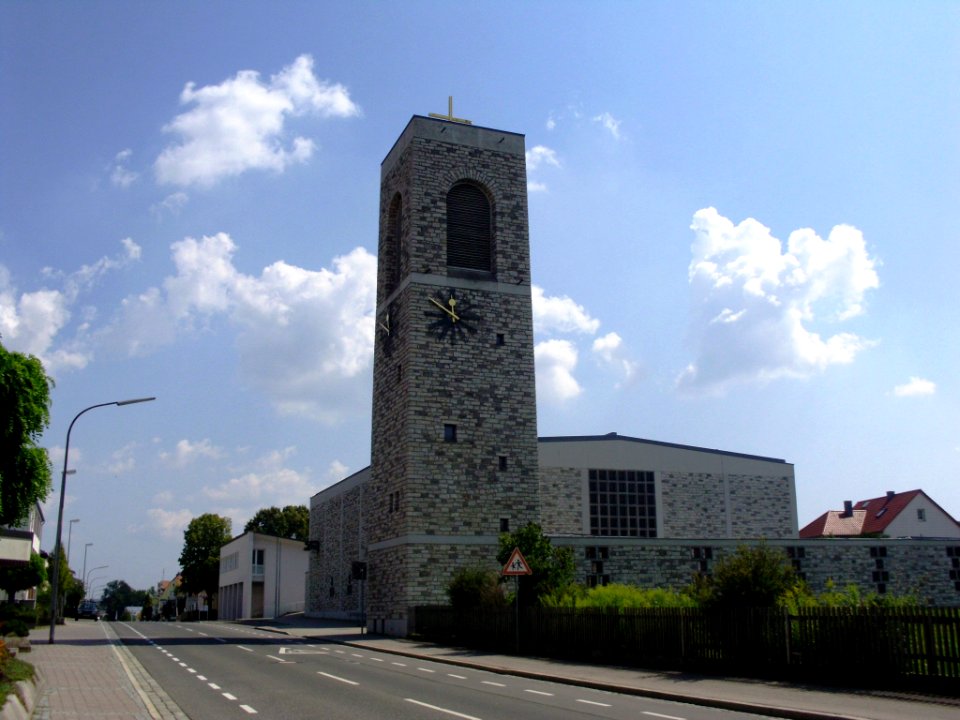 GUN Nürnberger Str. 34-36, Kath. Kirche 2012-07-26 (100)
