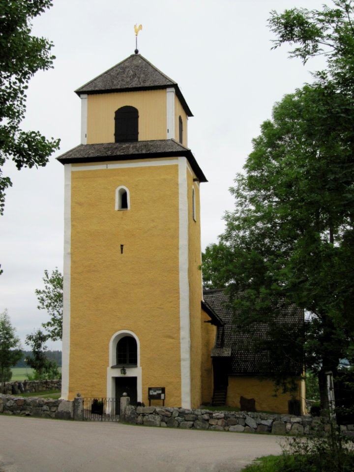 Häggeby kyrka ext1