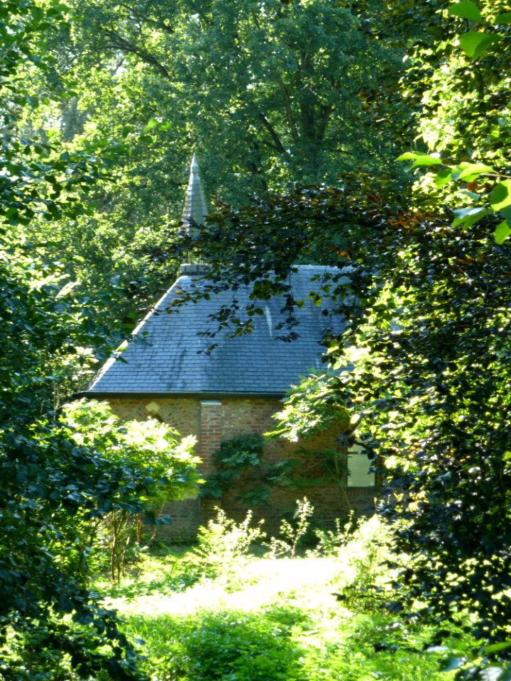 Gulpen-Kasteel Neubourg-Mariakapel (1)