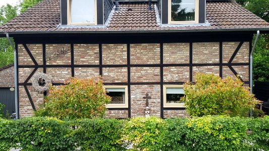 Gulpen-muurkruis Oude Akerweg 95 (1)