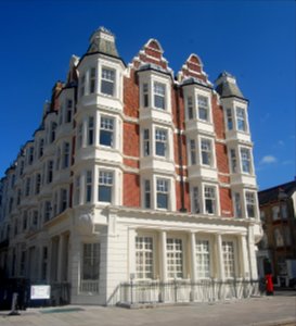 Gwydyr Mansions, Palmeira Square, Hove (September 2019) (3)