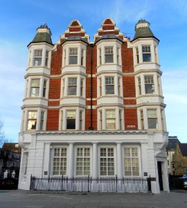 Gwydyr Mansions (South Elevation to Palmeira Square) (December 2011)