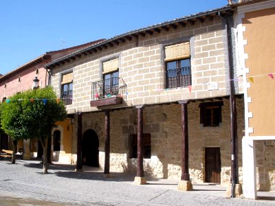 Gumiel de Izan - Casa donde vivio Santo Domingo de Guzman 3