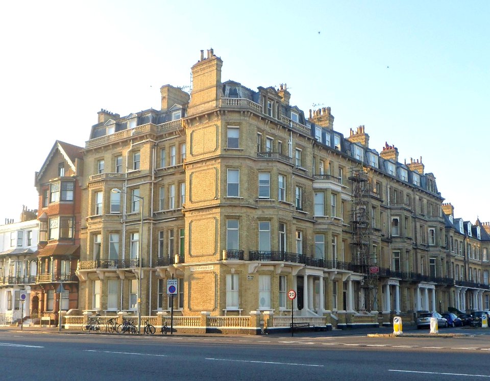 Hamilton Mansions, Fourth Avenue, Hove (September 2013) (2)