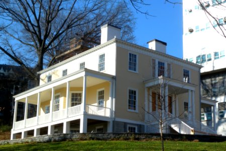 Hamilton Grange late 2010 morn jeh