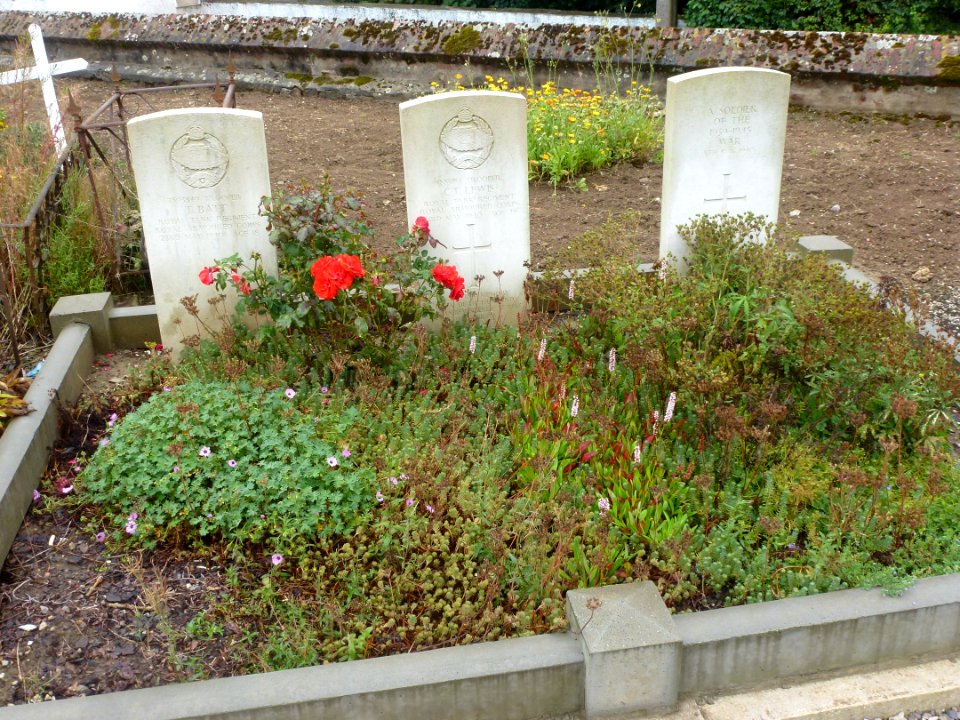 Hames-Boucres (Pas-de-Calais) cimetière, tombes de guerre de la CWGC