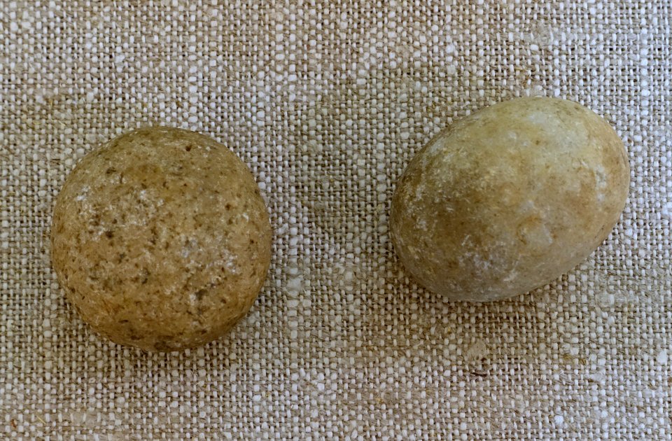 Hammer stones - Wapanucket site, loci 1 through 8 - Robbins Museum - Middleborough, Massachusetts - DSC03718