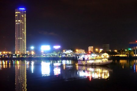 Han River at night - Da Nang, Vietnam - DSC02111