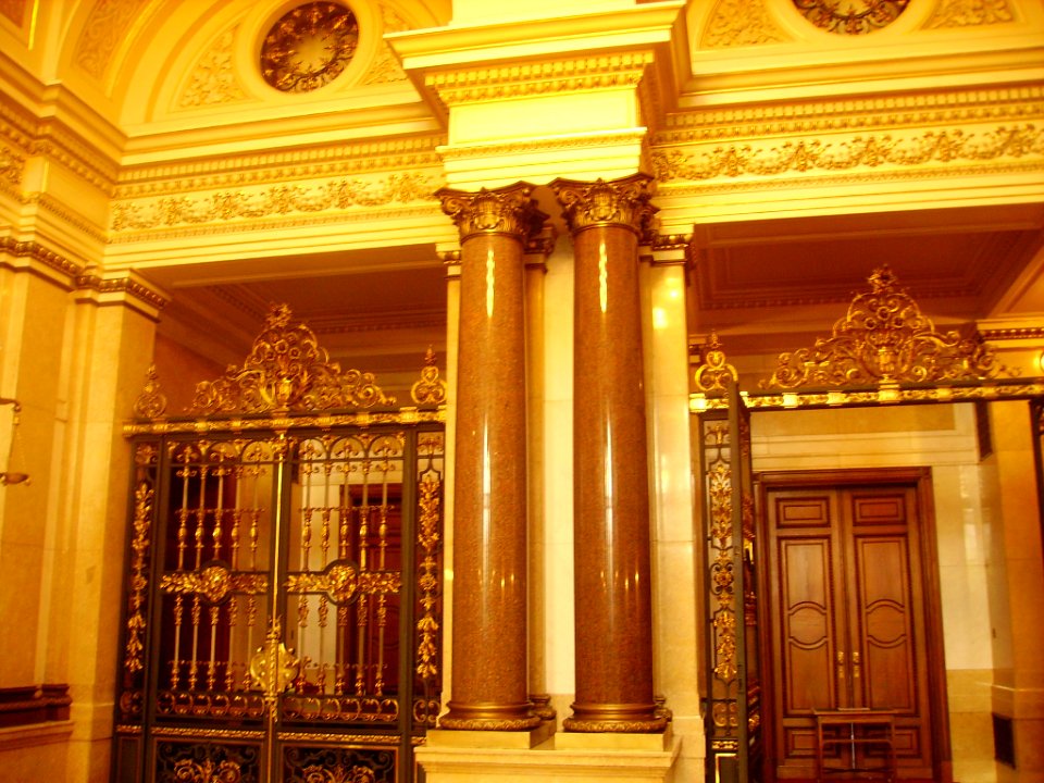 Hamburg Rathaus Innen Senatsgehege
