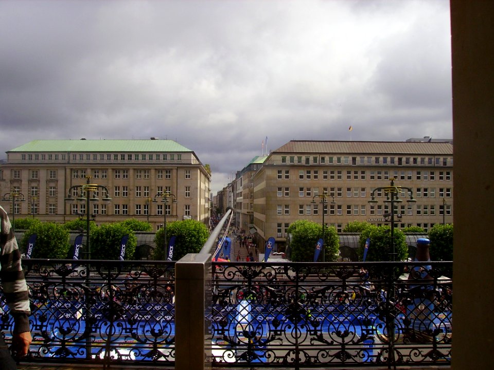 Hamburg Rathaus Blick vom Balkon