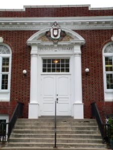 Hamburg, Iowa public library front entrance 1