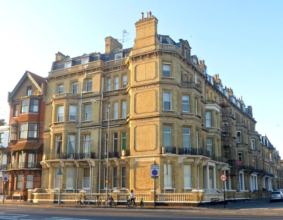 Hamilton Mansions, Fourth Avenue, Hove (September 2013) (3)
