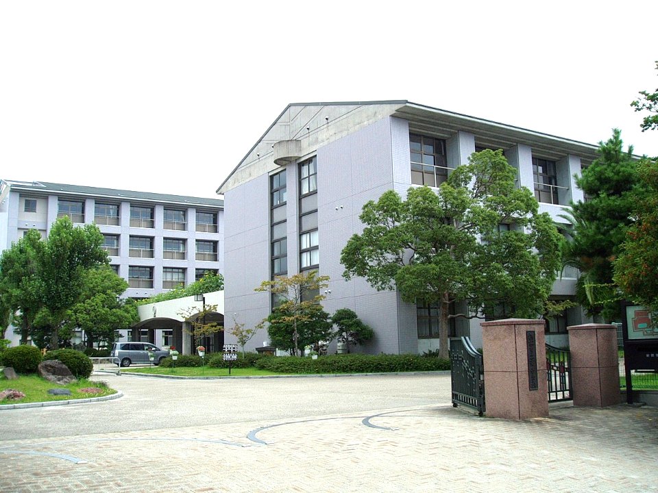 Hamamatsu-Municipal-SeniorHighSchool-2014072102