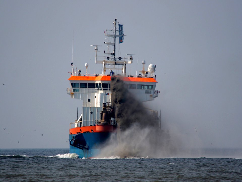 HAM 317, IMO 9208497 at the Northsea near Petten, photo 4