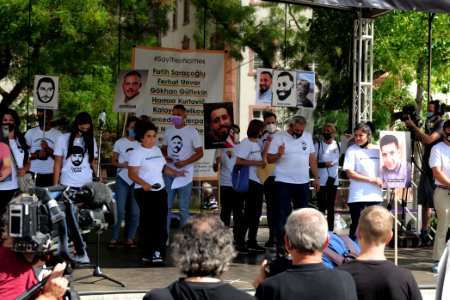 Hanau attack memorial protest Hanau 2020-08-22 stage 01