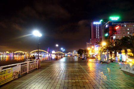 Han River walkway at night - Da Nang, Vietnam - DSC02112