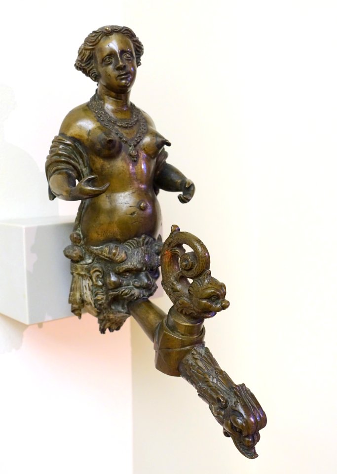 Half-length woman as a wall fountain, Augsburg, mid 1500s, bronze - Bode-Museum - DSC03003