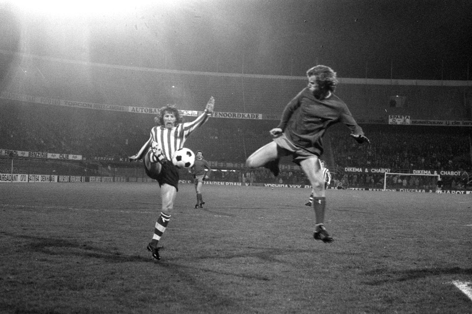 Halve finale KNVB-beker Sparta tegen NAC 1-2, Kreuz (links) in aktie, Bestanddeelnr 926-3219