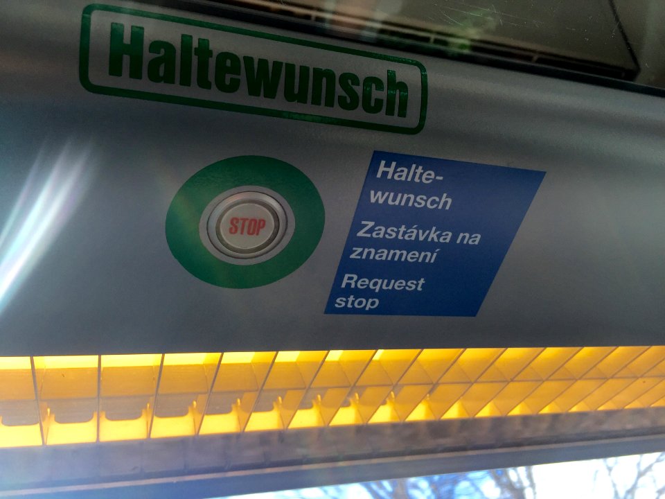 Haltewunschtaste Trilex Dreden Görlitz