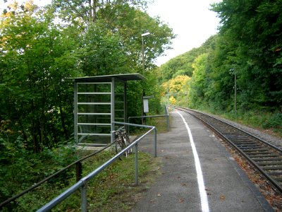 Haltestelle Wasserzell-Eichstätt -Wartehäuschen