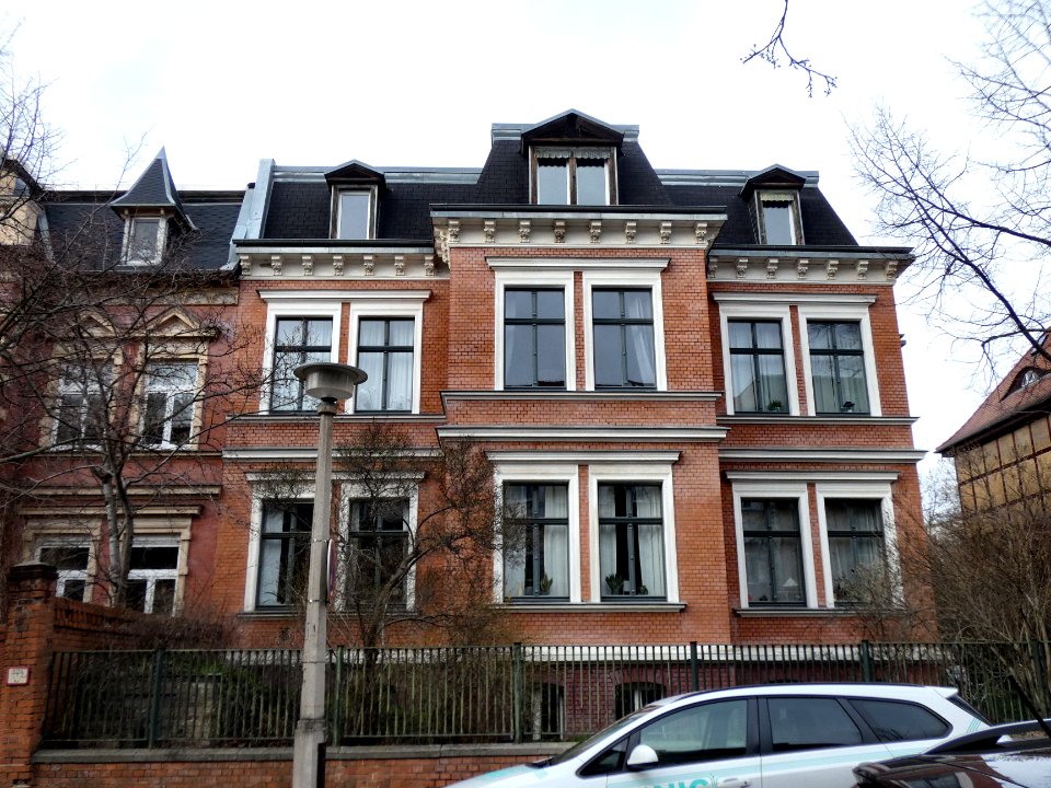 HAL-Herweghstr02