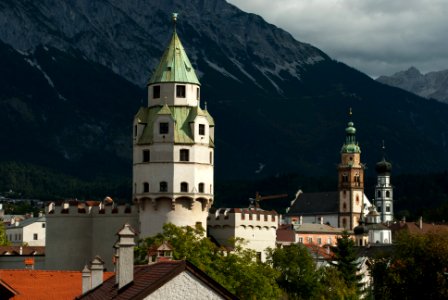 Hall in Tirol mit Türmen